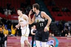 球队备战最后一周，全力备战迎战CBA新赛季-球员状态神勇，带领球队取得胜利