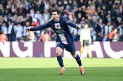 张三复出，球队实力增强备战新赛季CBA-梅西连续两场比赛进球，领衔巴塞罗那胜利