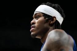 CBA球员集训备战，展现团队合作精神-热火不敌公鹿，范德比尔特表现出色的简单介绍