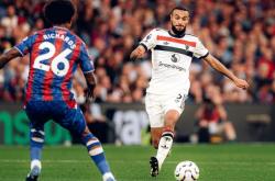 魔术队后卫哈登喜获全明星首发-曼联客场不敌水晶宫，客场失利