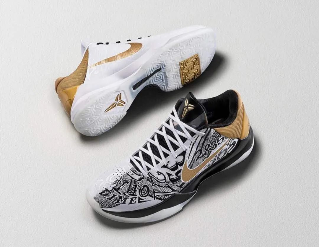 智利球员致敬传奇，誓将荣誉传承下去的简单介绍